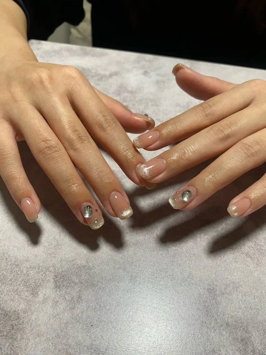 ネイル チークネイル マグネットネイル ハンドネイル to nailのネイルデザイン