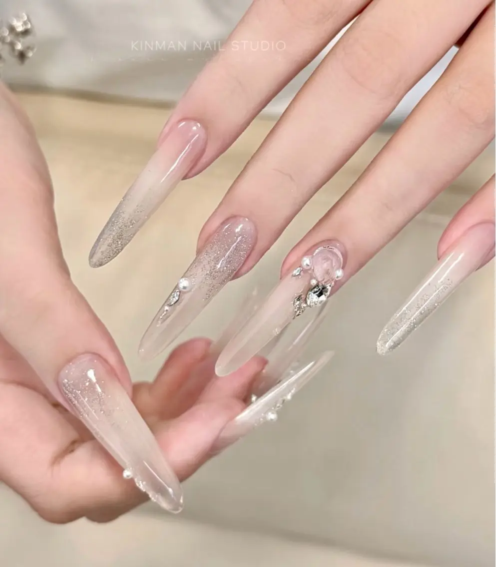 ネイル ハンドネイル 🫧 はる🩵のネイルデザイン