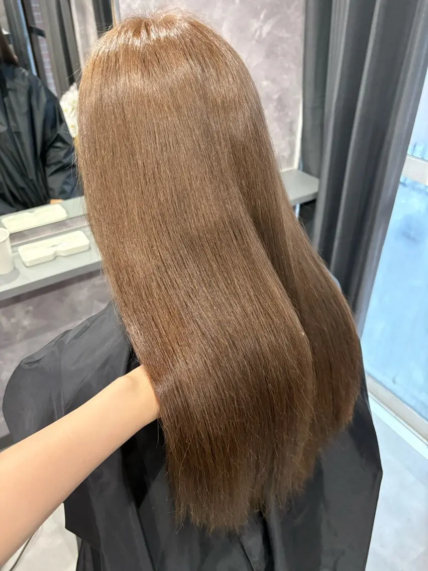ロング カラー ブラウンカラー 透明感カラー ヘアカラー トリートメント nameless miichiのヘアスタイル
