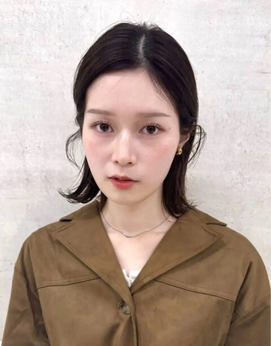 セミロング カット ヘアカラー 福岡美容師 透明感カラーのヘアスタイル