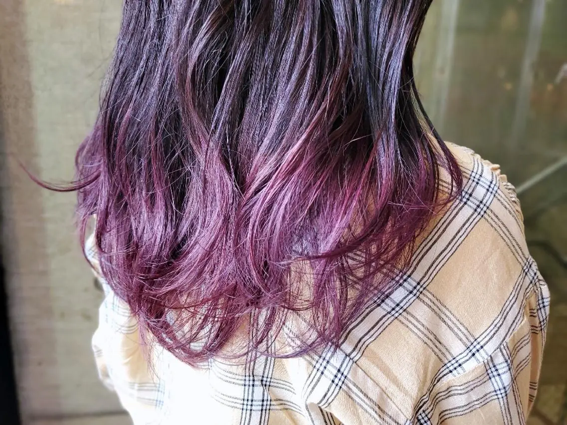 ロング パープルカラー ヘアカラー フリーランス 和田のヘアスタイル