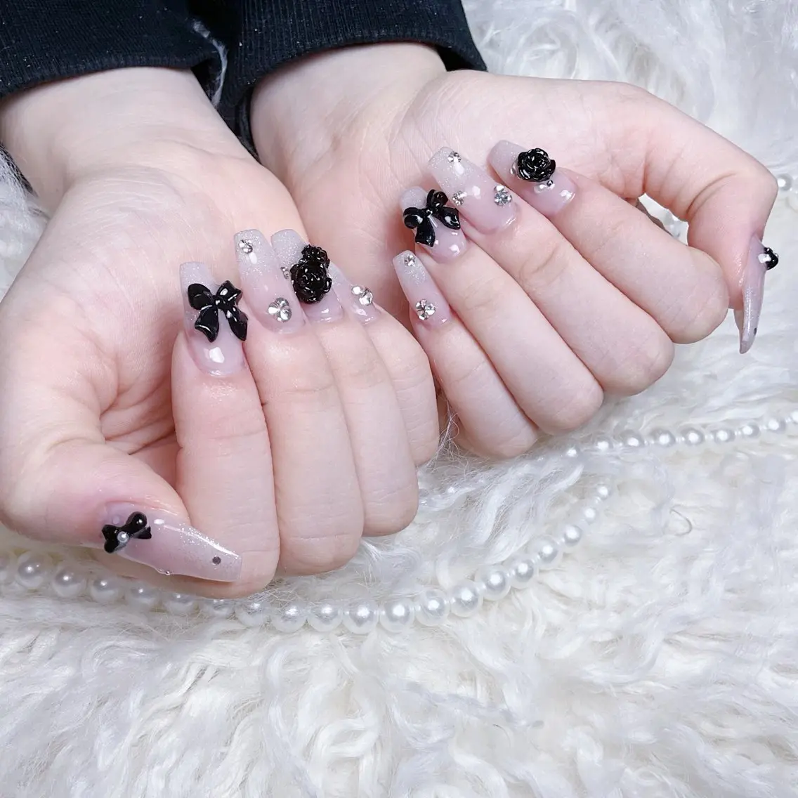 ネイル ハンドネイル 🍭Yun nail hyejin🌸のネイルデザイン