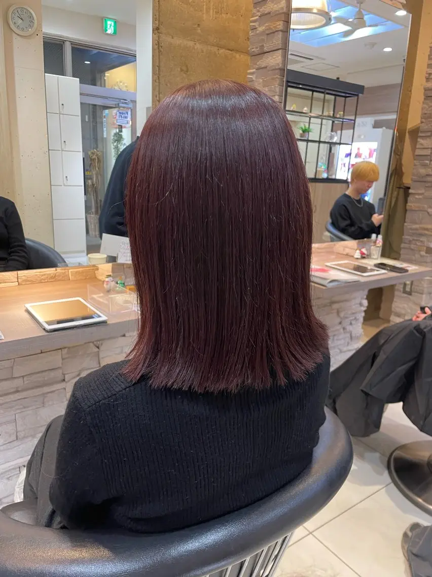 ミディアム カット ヘアカラー トリートメント mao♡ベージュ/ 顔周りカットのヘアスタイル