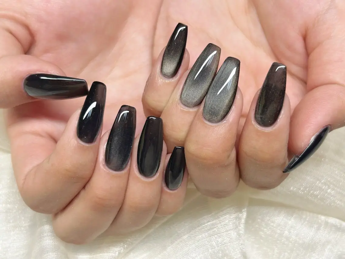 ネイル アートネイル 成人式 長さ出し フットネイル マグネットネイル ハンドネイル Lino Nailのネイルデザイン