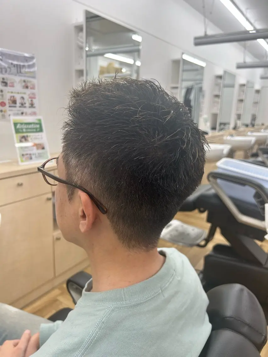 ショート メンズ トミオカ ⸌⍤⃝⸍のヘアスタイル