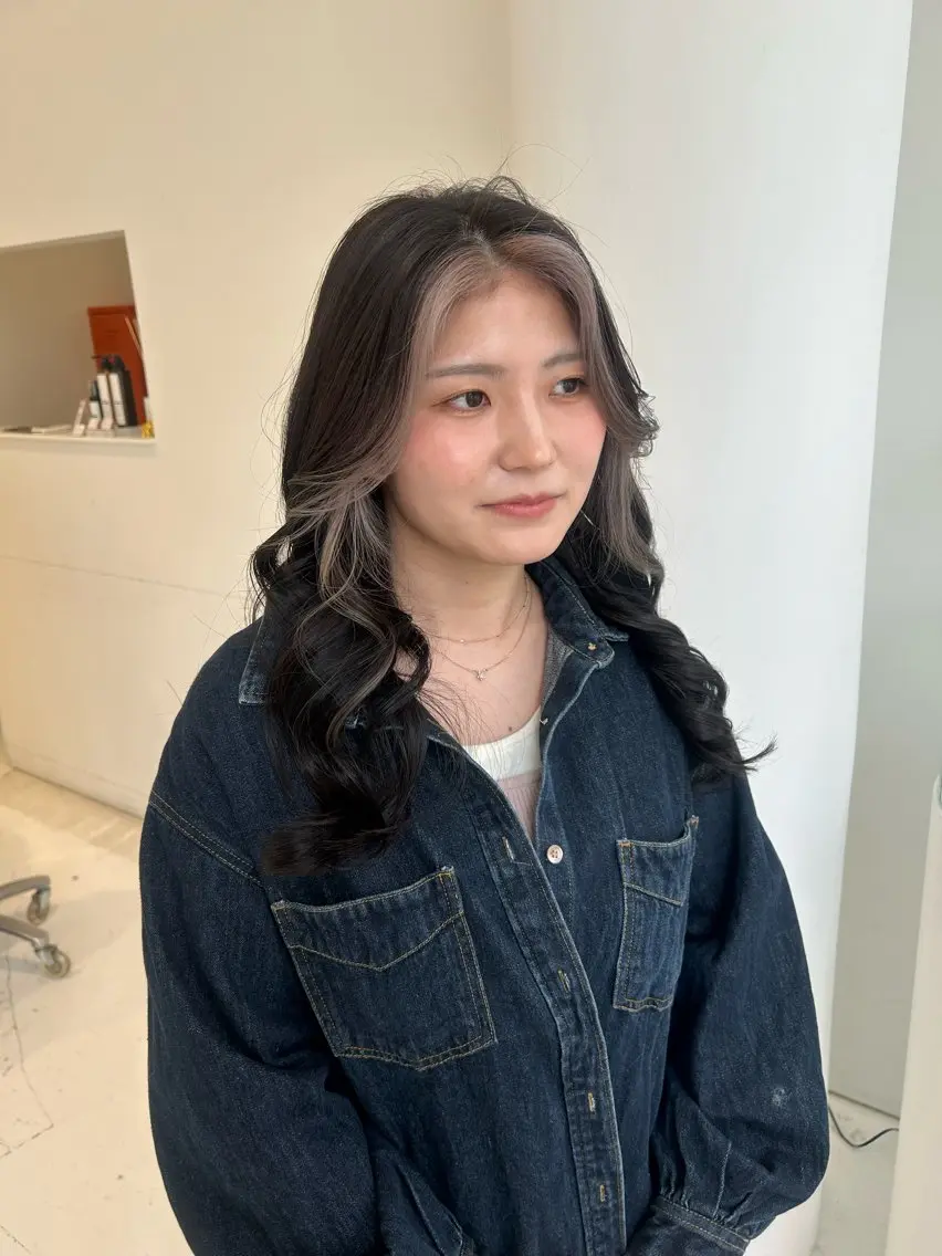 ロング カラー ミストバング  フェイスフレーミング グレージュ 顔周りカット ヘアカラー 大長 広菜のヘアスタイル