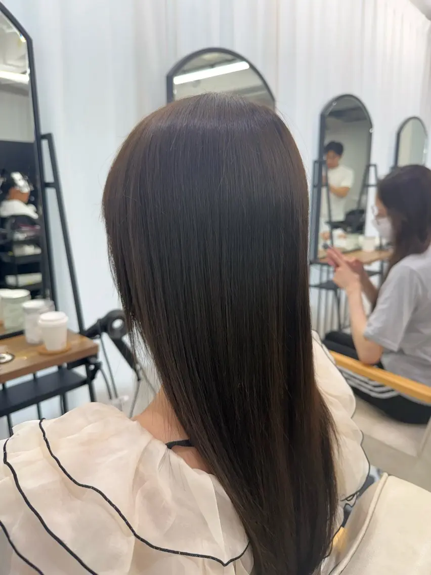ロング カラー ヘアカラー 上原 帆央のヘアスタイル