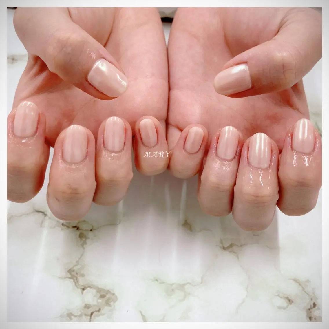 ネイル オーロラネイル ミラーネイル ニュアンスネイル オフィスネイル ワンカラーネイル ハンドネイル Mary nail .narumiのネイルデザイン