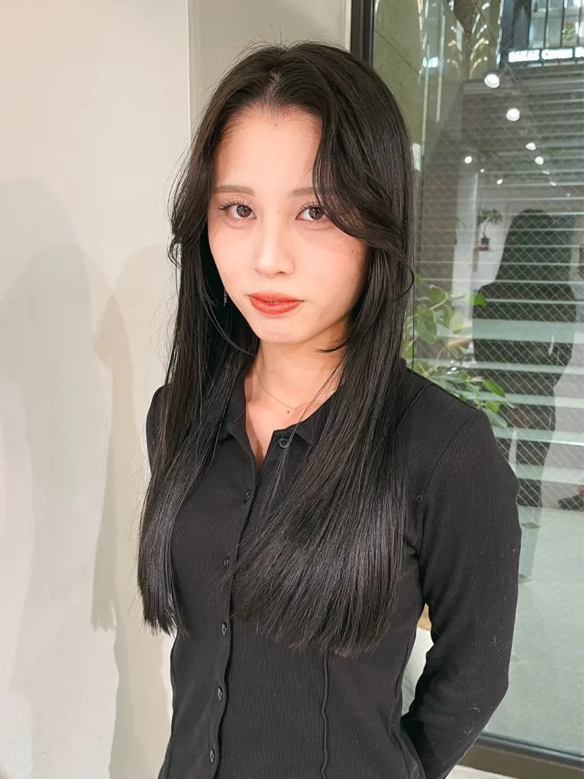 レイヤーカット＋トリートメント9350円→4840円の写真