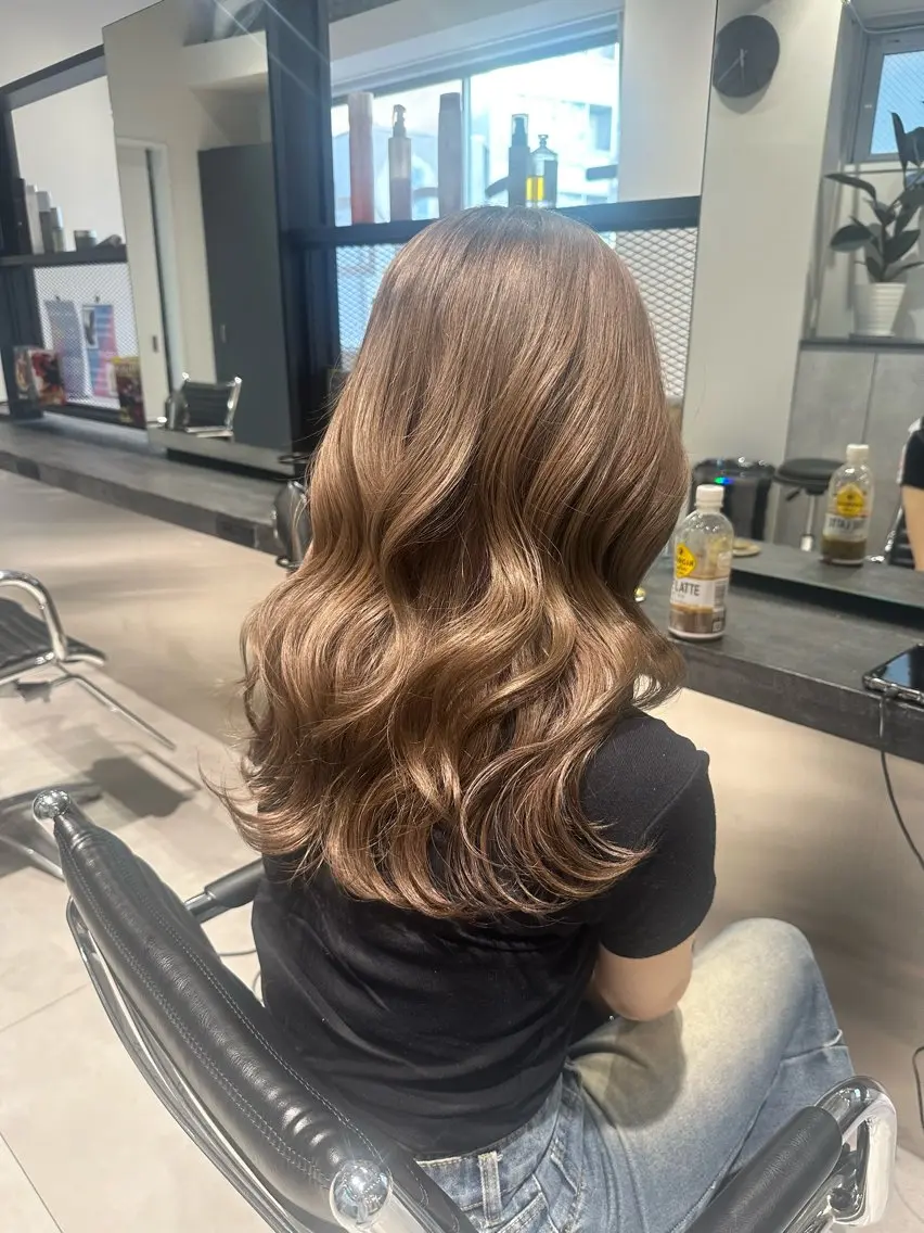 ロング カラー グレージュ オリーブグレージュ オリーブグレー kano🌈ハッシュ カット/レイヤーのヘアスタイル