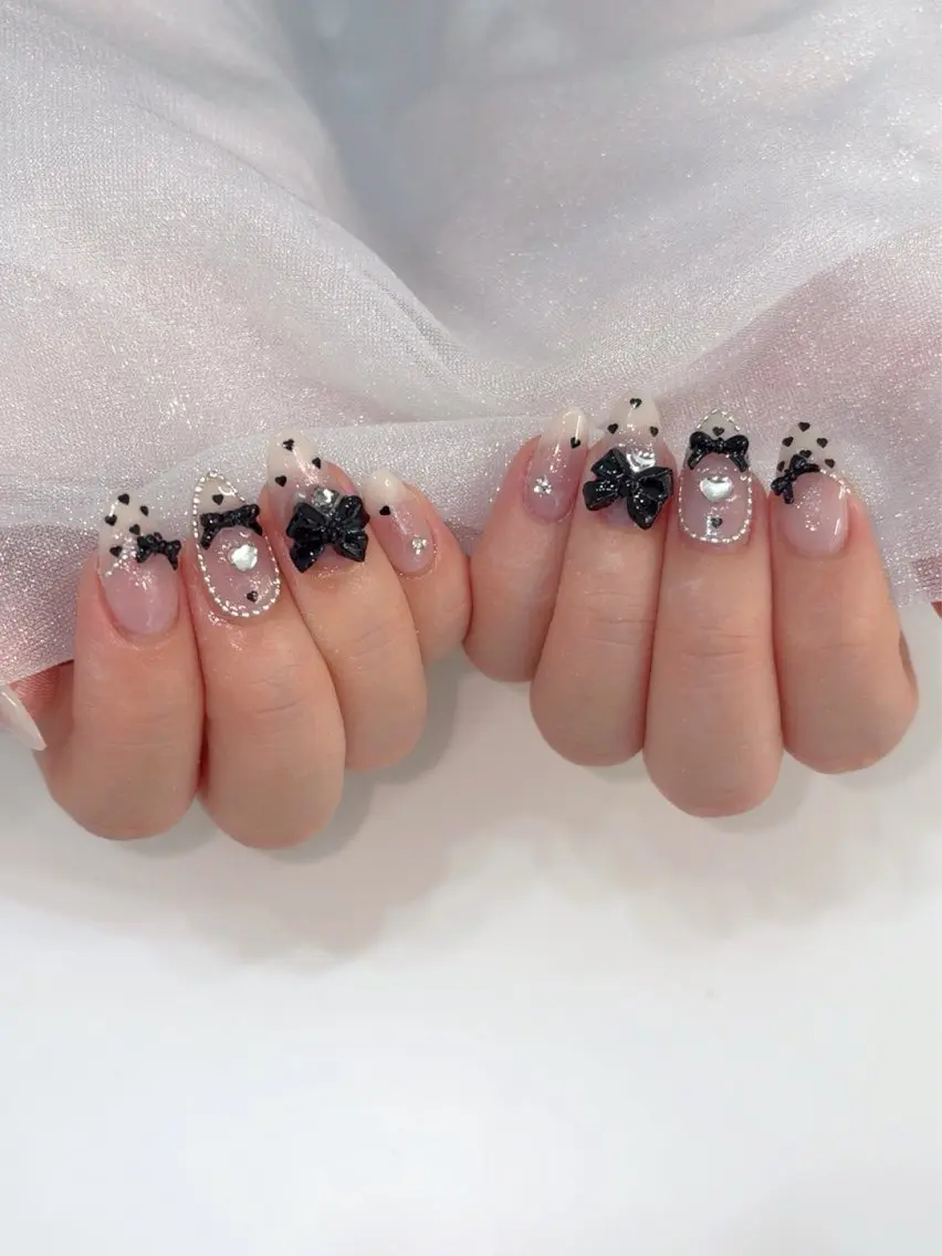 ネイル ハンドネイル . Natsumiのネイルデザイン