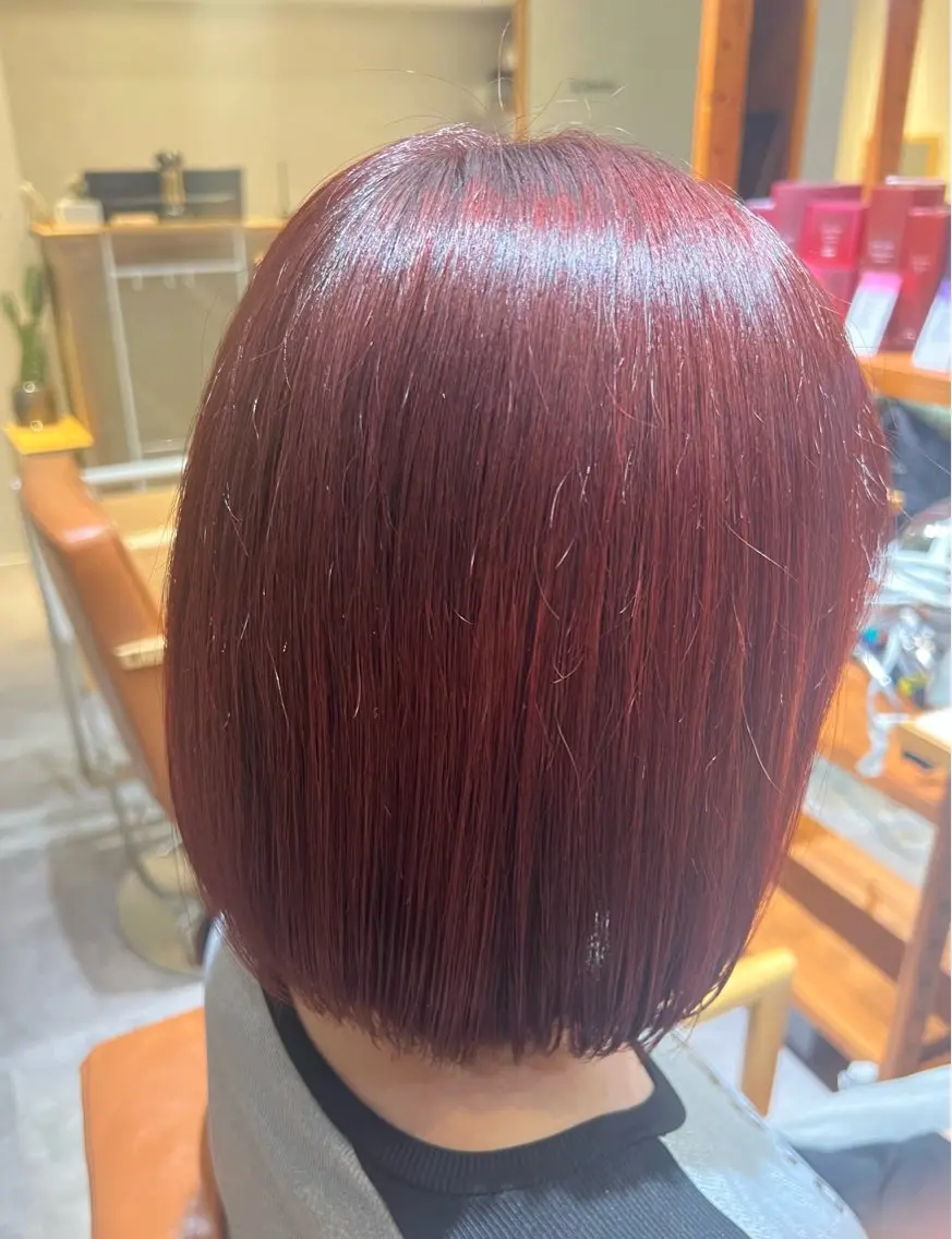 ショート カラー ボルドーカラー ボブ カット ヘアカラー 笠原 裕貴のヘアスタイル