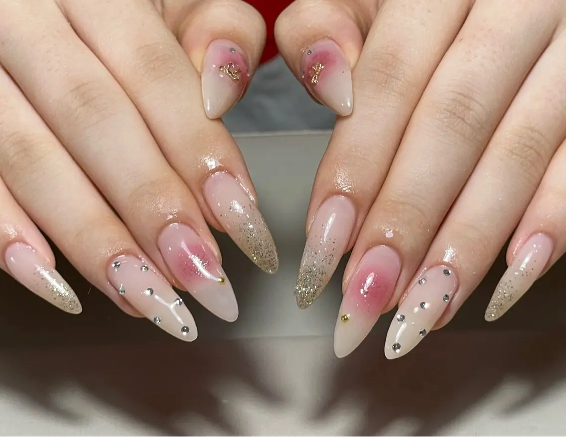 ネイル ハンドネイル ハンドケア 🍑 momo_nailのネイルデザイン