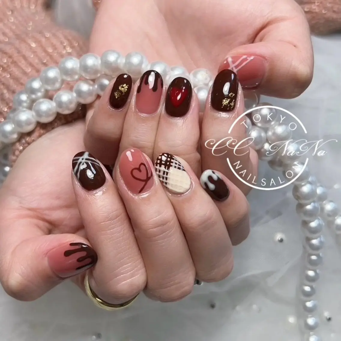 ネイル アートネイル 持ち込み バレンタイン ハンドネイル 💎CC・NaNa 韓国風ネイル🌙Cのネイルデザイン