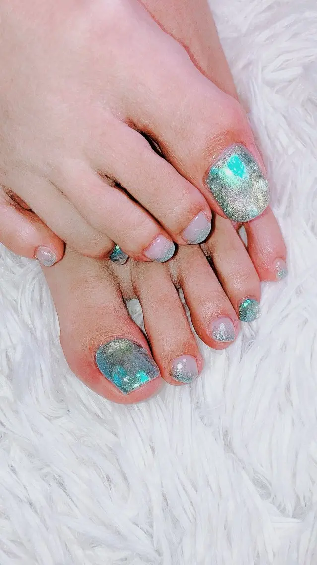 ネイル フットネイル shino🌟 痛ネイルのネイルデザイン