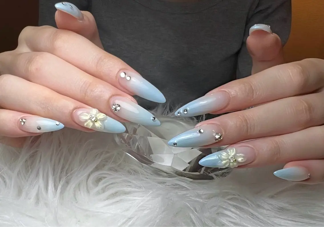 ネイル ハンドネイル Anmi Nail 新宿のネイルデザイン