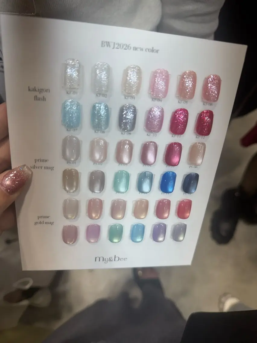 ネイル LAVISH nail salonのネイルデザイン