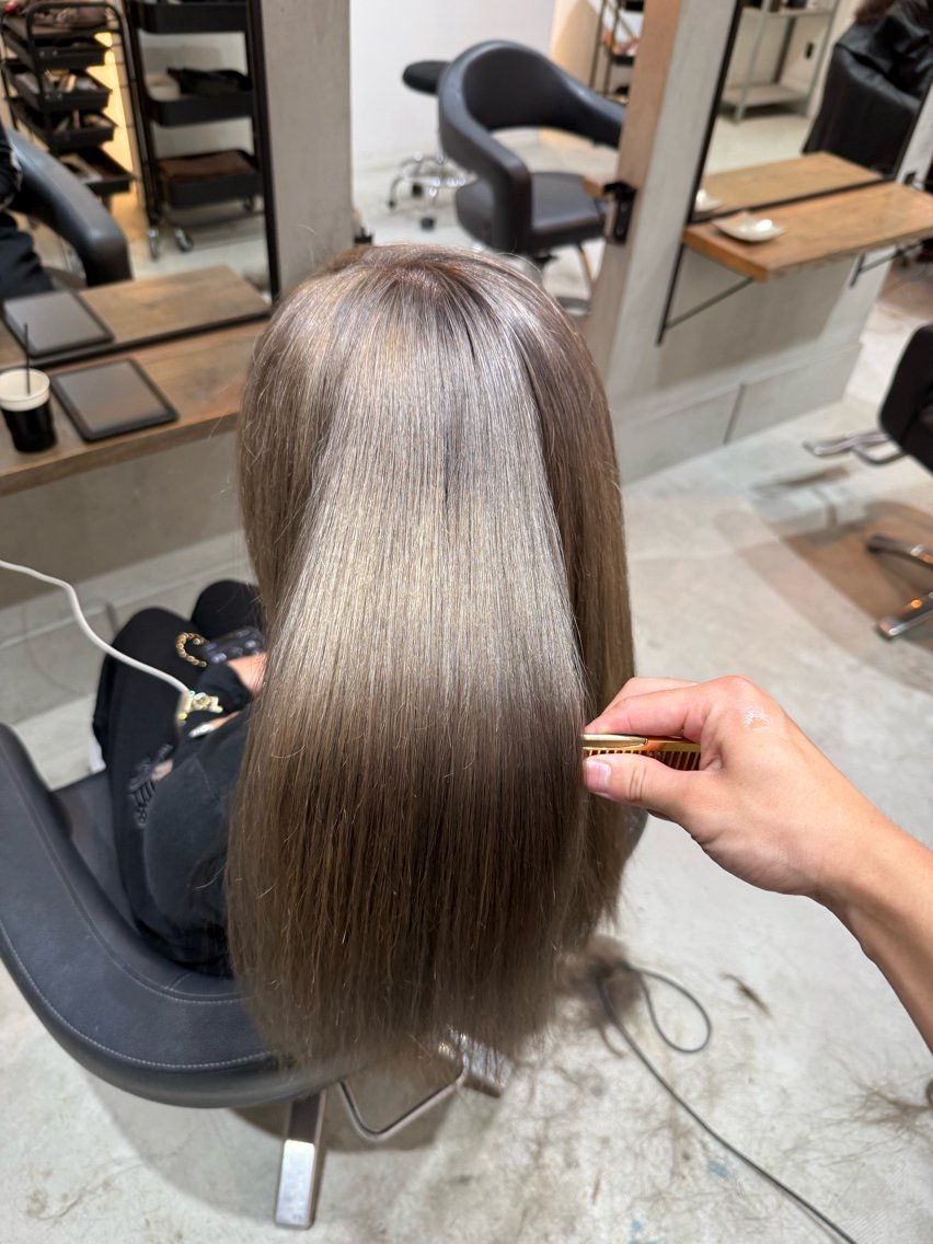 ロング ヘアカラー トリートメント カラー🌈／ パーマ🌀／凜太郎のヘアスタイル