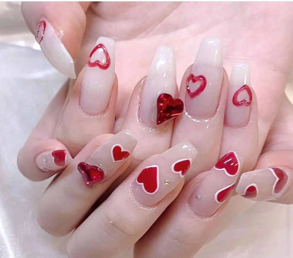 ネイル ハンドネイル VIVIAN リサのネイルデザイン