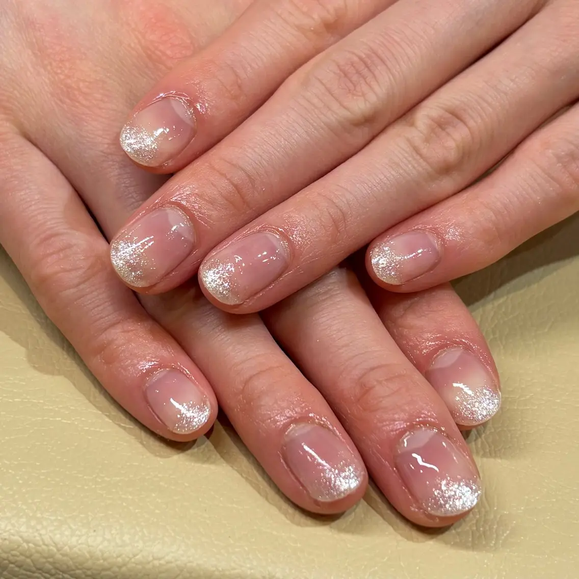 ネイル グラデーション ラメ(グリッター) ラメグラデーション ハンドネイル nacre nail 川崎🌸rioのネイルデザイン