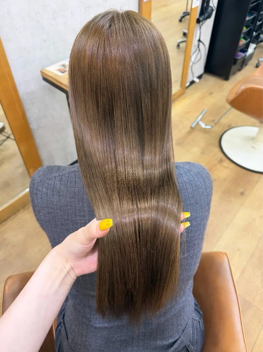ロング カラー 透明感カラー ヘアカラー 宮崎 稚世のヘアスタイル