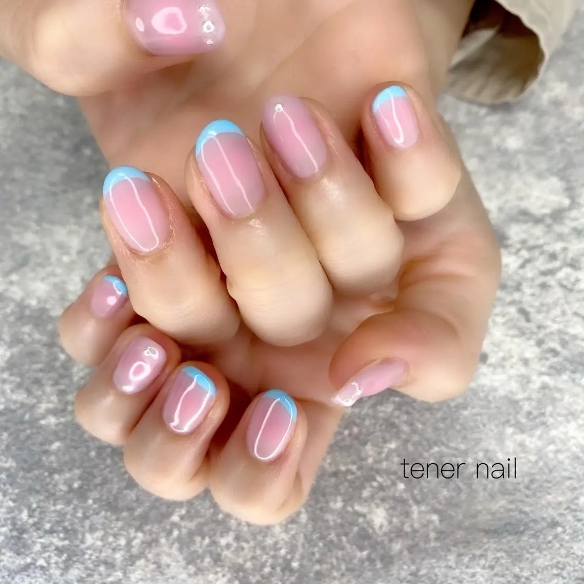 ネイル チークネイル フレンチネイル 水色 テネルネイル tener nailのネイルデザイン