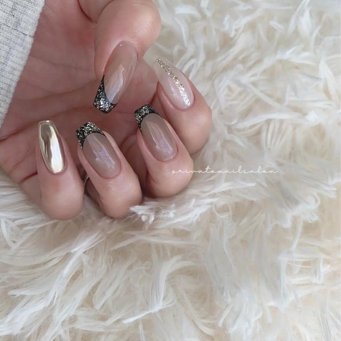 ネイル フレンチネイル ミラーネイル ニュアンスネイル ハンドネイル Liebe nailのネイルデザイン