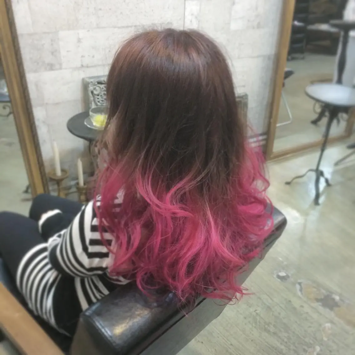 セミロング カラー ダブルカラー グラデーションカラー ピンクカラー インナーカラー/天神 ブリーチ/吉田のヘアスタイル