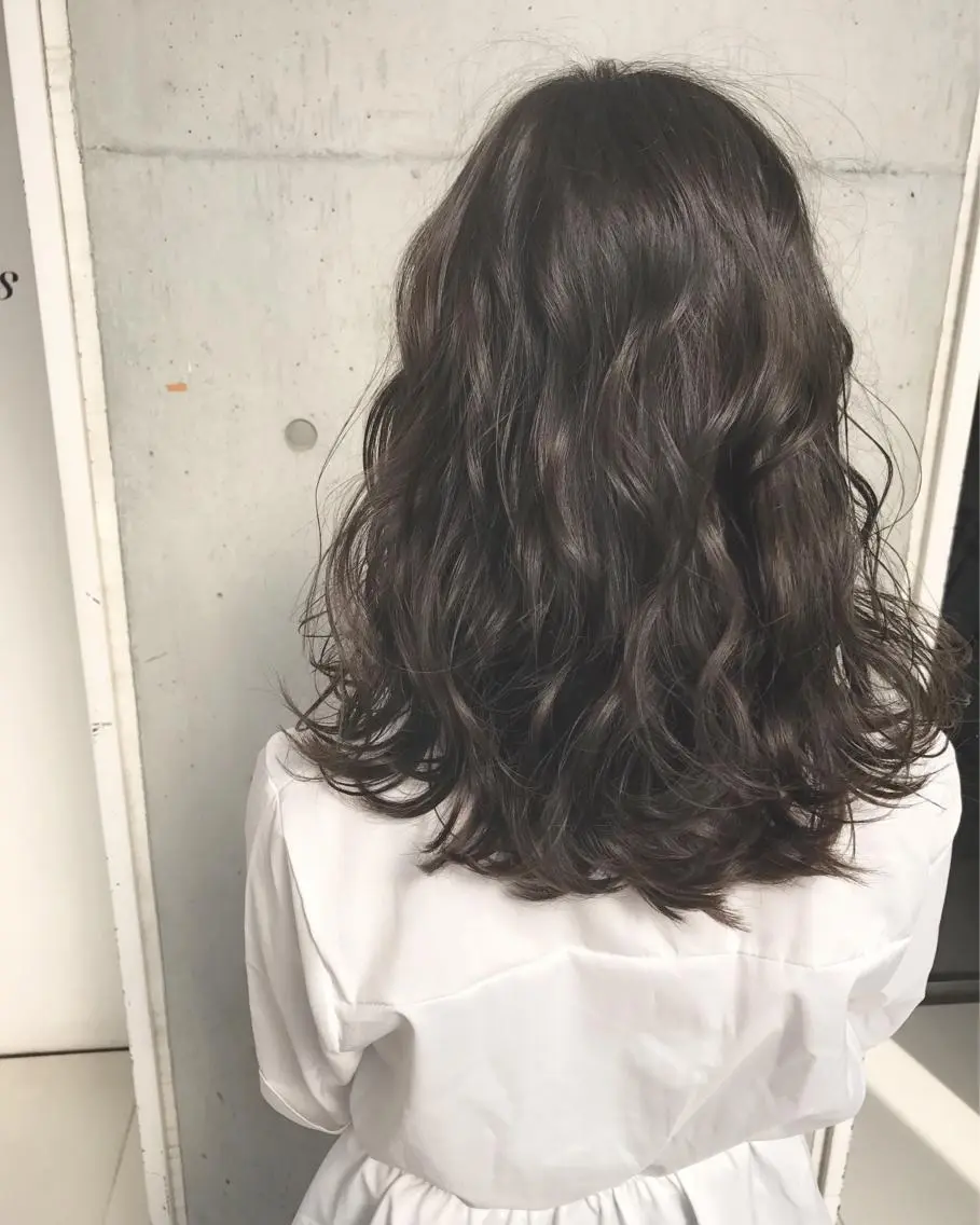 ［平日限定］カット & イルミナorアディクシーカラー、トリートメントの写真