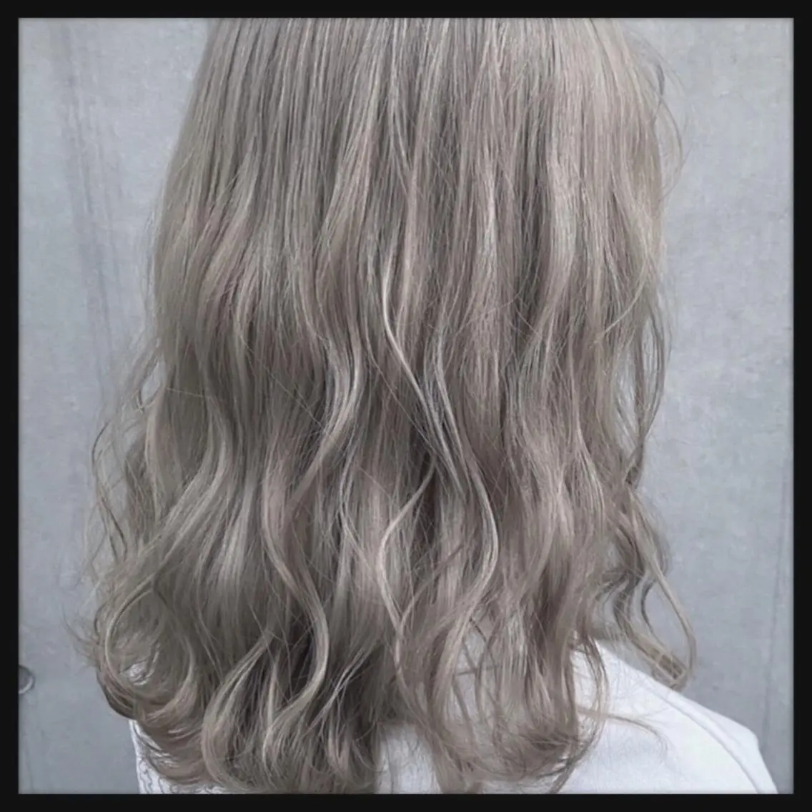 セミロング カラー パーマ ヘアアレンジ メンズ キッズ ネイル マツエク・マツパ アイブロウ ヘアカラー トリートメント ヘアセット ☔️髪質改善🉐割✨ 🐸“ever”🐸のヘアスタイル