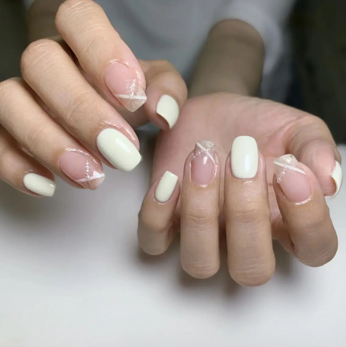 ネイル シンプルネイル Queens ひなのネイルデザイン