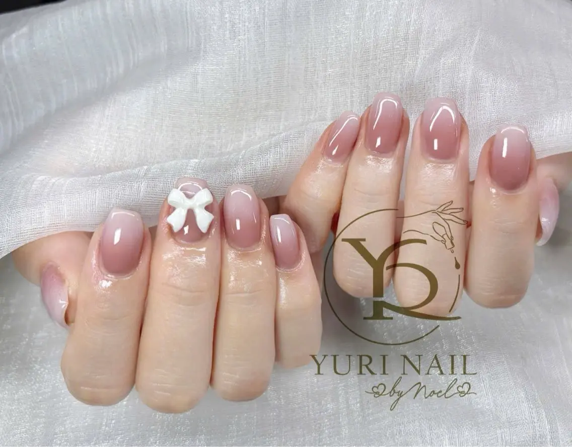 ネイル チークネイル フットネイル フレンチネイル グラデーション キラキラネイル ハンドネイル フットネイル ハンドケア YURI Nail Funabashiのネイルデザイン