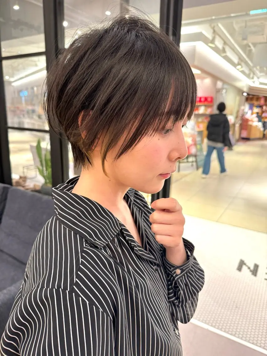 ショート 田中 優菜のヘアスタイル