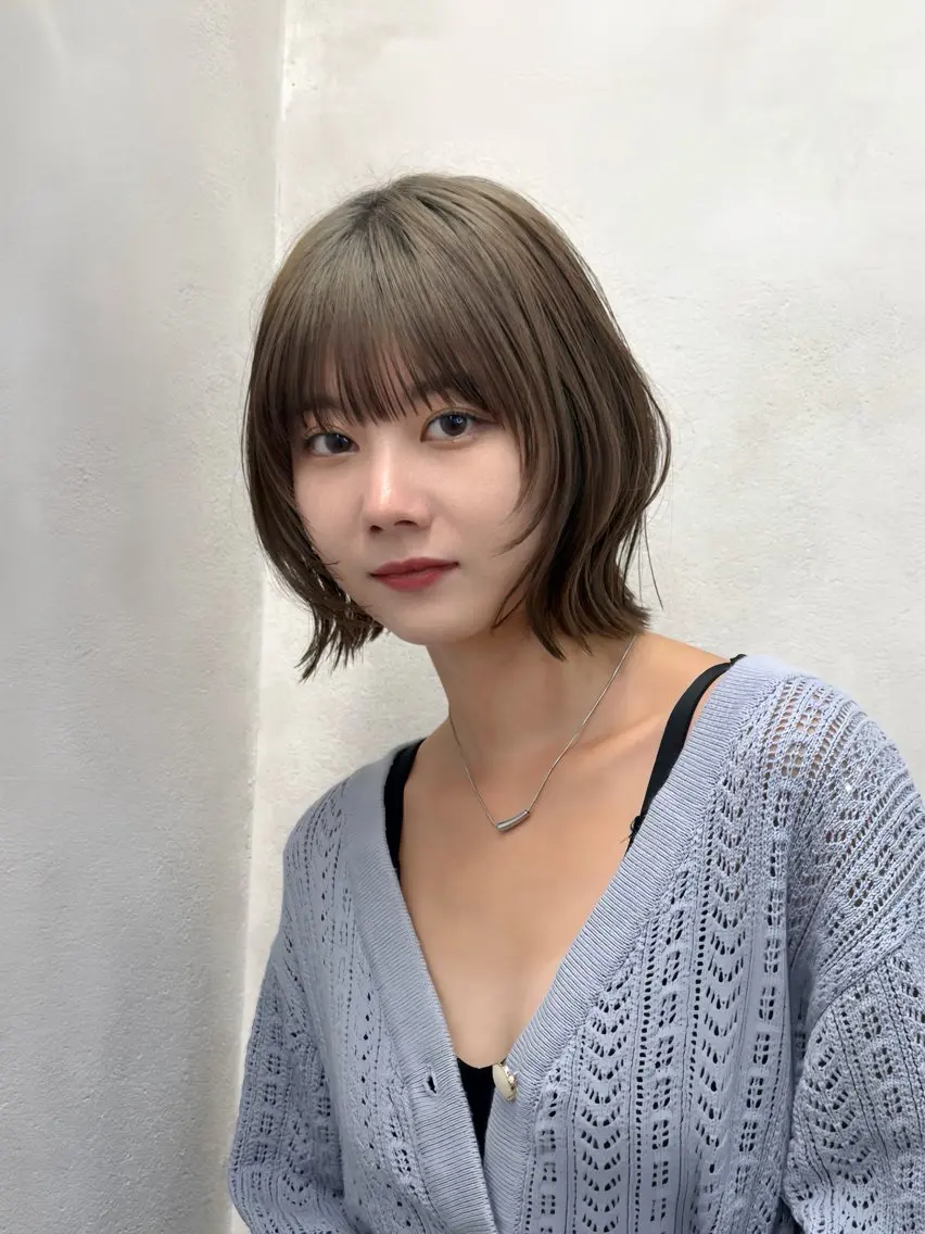 ミディアム ✨レイヤー・ブリーチ なしダブル特化✨のヘアスタイル
