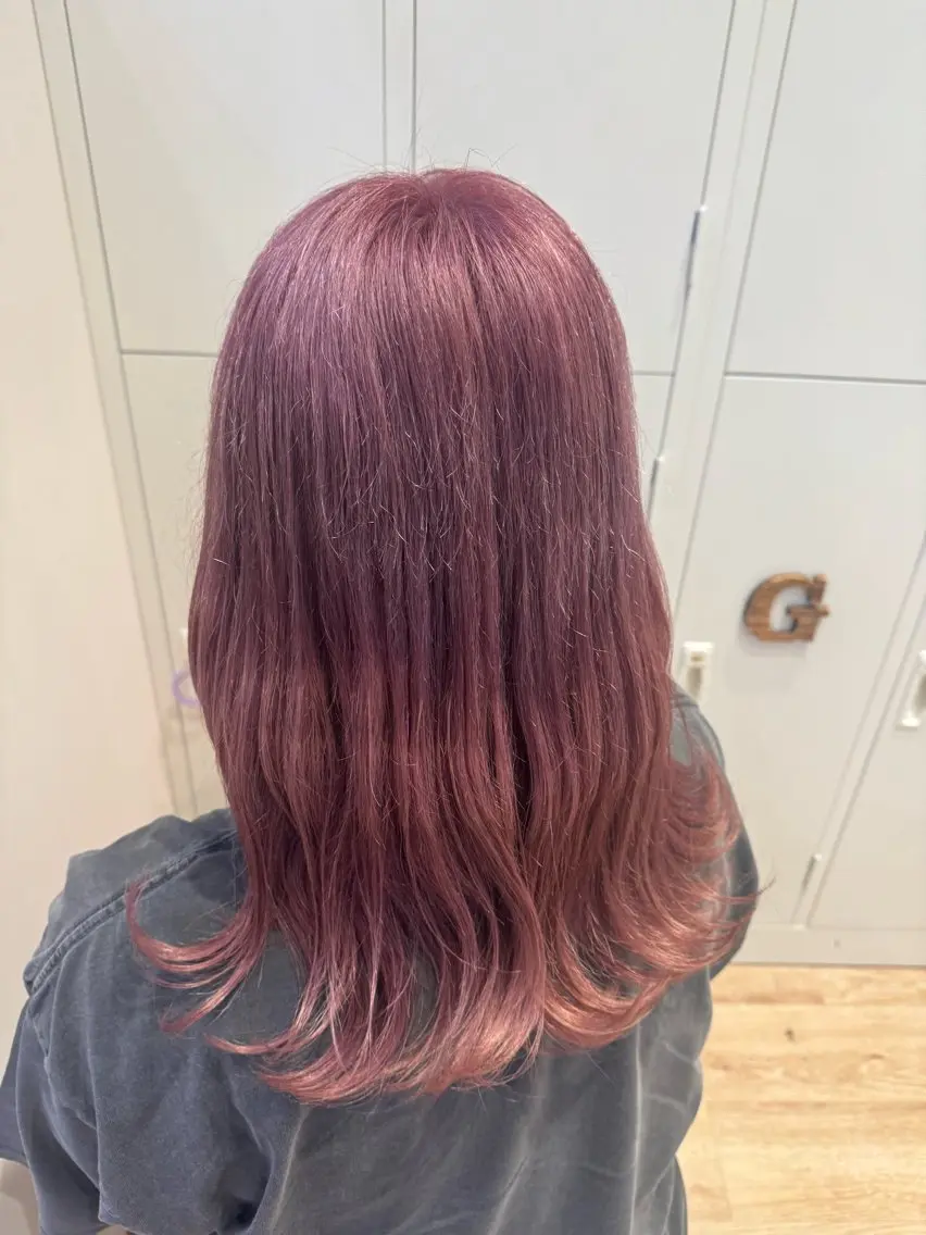 セミロング カラー ヘアカラー 河添 麗菜のヘアスタイル