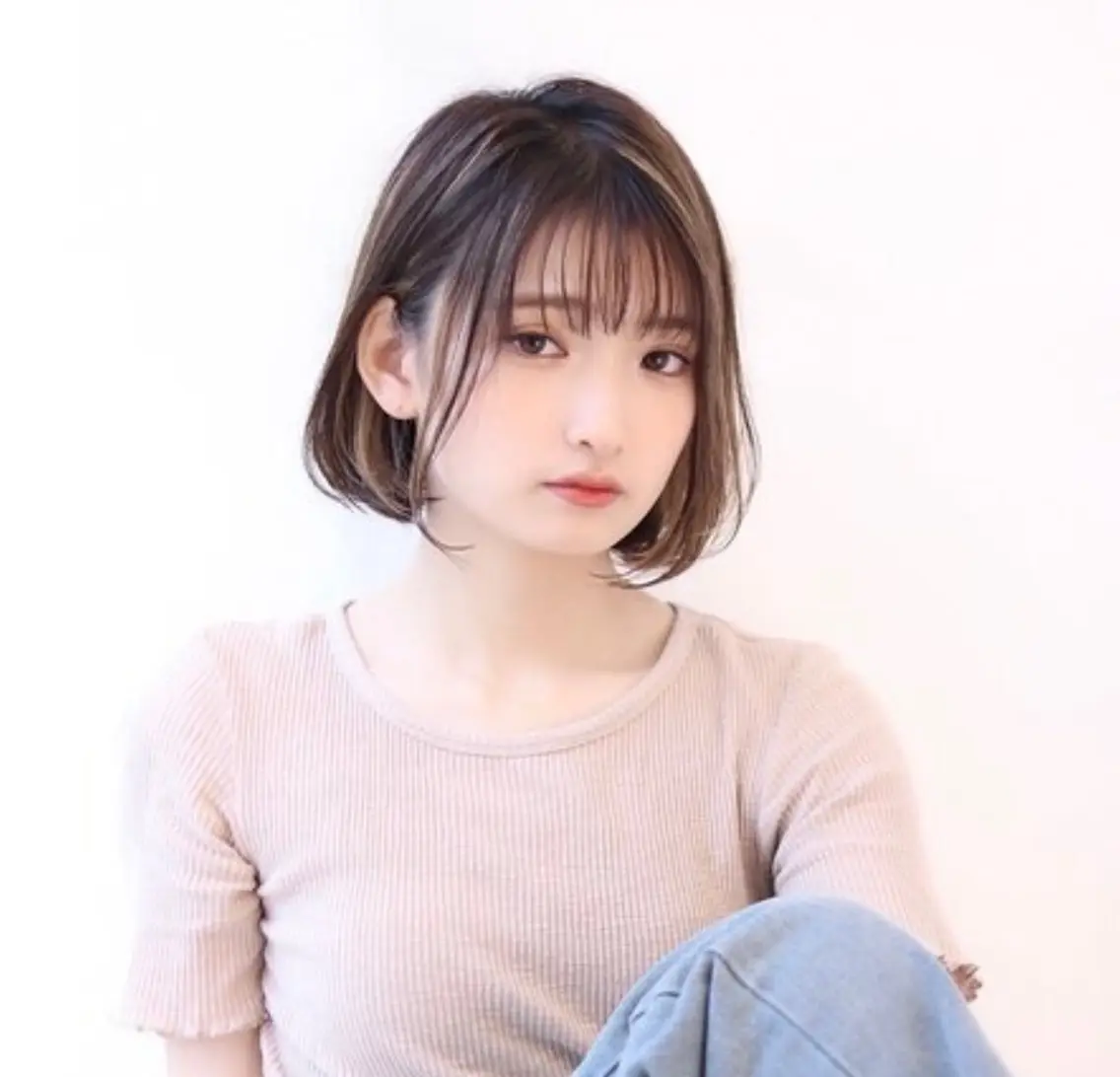 ミディアム 梶 久菜乃のヘアスタイル