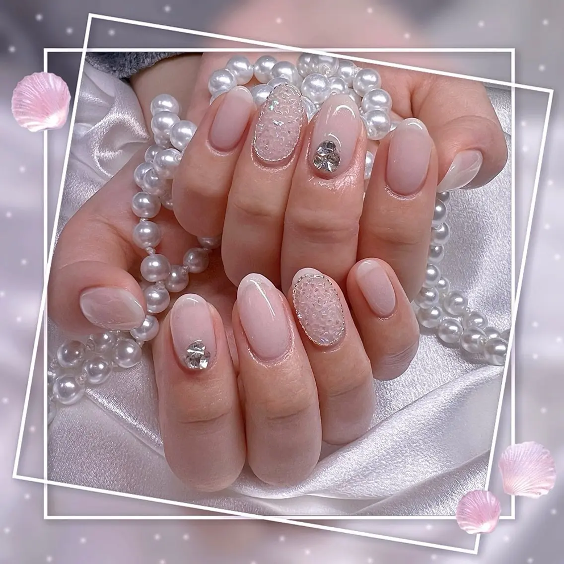 ネイル フレンチネイル グラデーション キラキラネイル 韓国ネイル マグネットネイル Chill Nailsalonのネイルデザイン