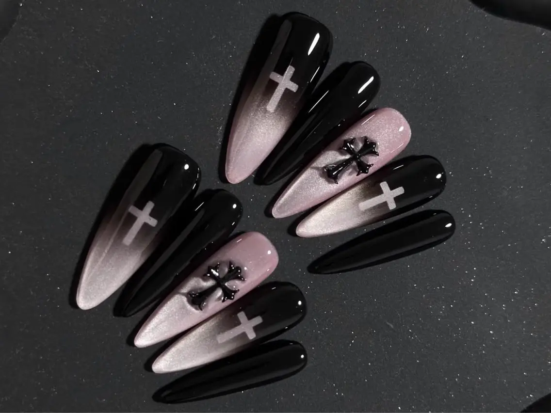 ネイル Mika Nails 心斎橋のネイルデザイン