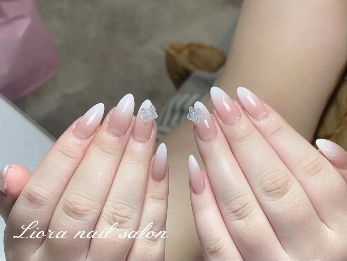 ネイル チークネイル フットネイル フレンチネイル ジェルネイル ガーリー ハンドネイル Liora nailのネイルデザイン