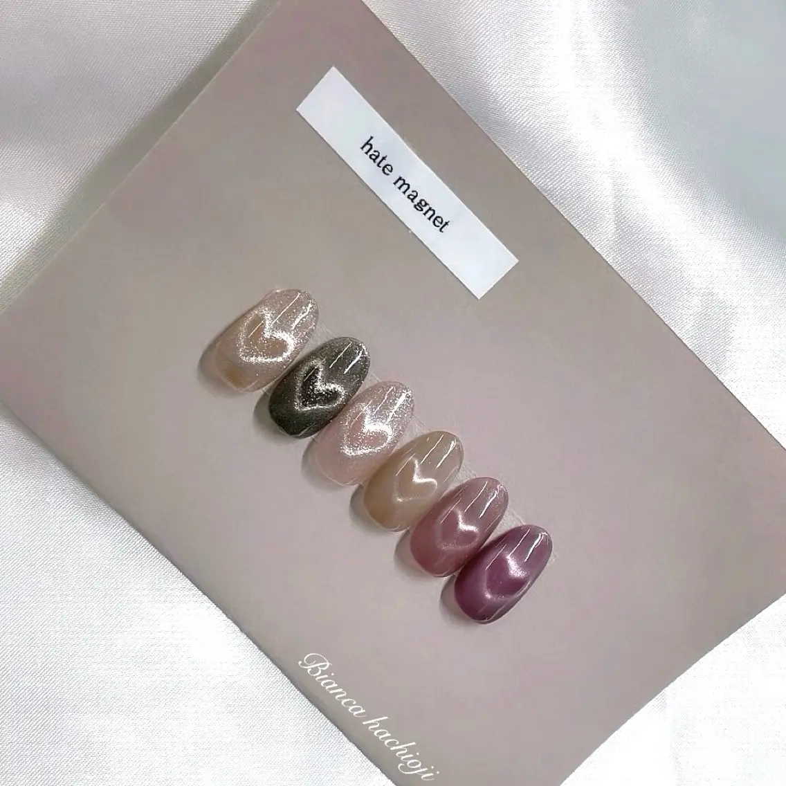 ネイル ハート マグネットネイル Bianca🦋 AIRAのネイルデザイン