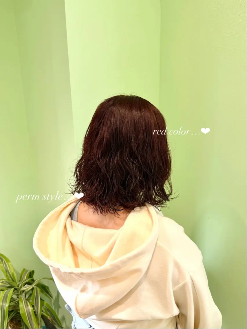 カラー レッドカラー ヘアカラー エクステ🎀 暖色カラー🎀amiのヘアスタイル