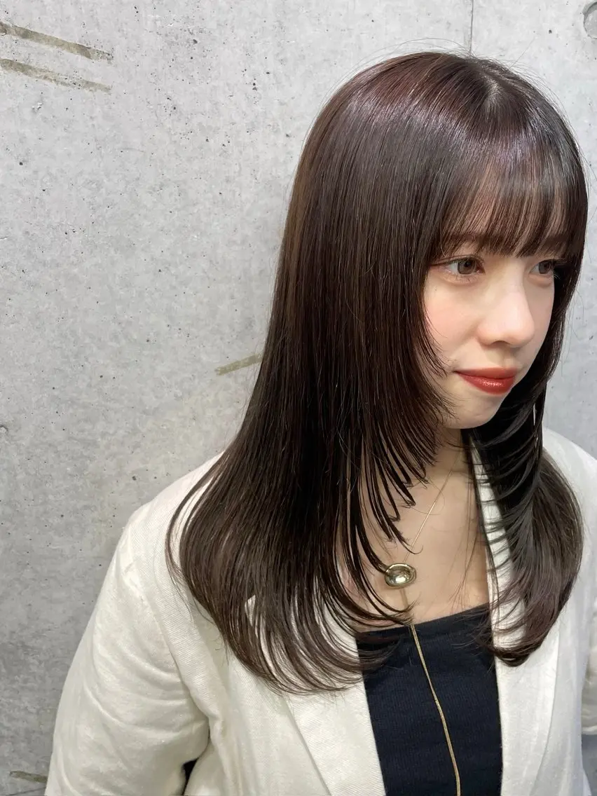 セミロング カラー clam. yuu🦩のヘアスタイル