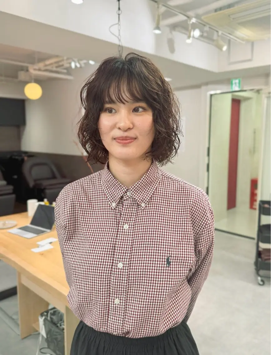 ショート カラー パーマ ボブ カット ヘアカラー トリートメント メンズカット メンズパーマのヘアスタイル