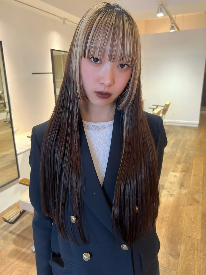 ロング カラー ブリーチ カット ヘアカラー トリートメント chika/暖色カラ ー/レイヤー/茶屋町のヘアスタイル