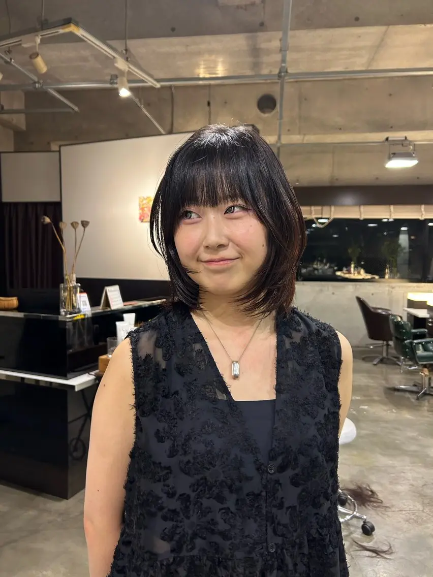 ミディアム カット トリートメント NanaKo 表参道 レイヤー/ハッシュのヘアスタイル