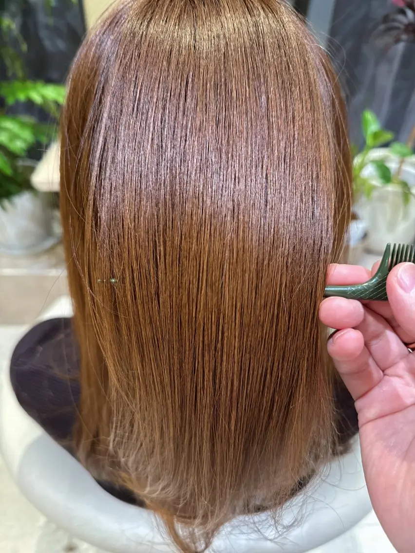 ミディアム トリートメント カット ヘアカラー トリートメント 木多 成明のヘアスタイル