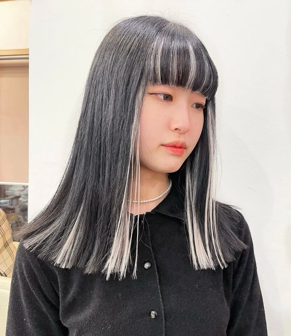 セミロング カラー シールエクステ ハイトーンカラー エクステ 似合わせヘア 💐たかさきかなこのヘアスタイル