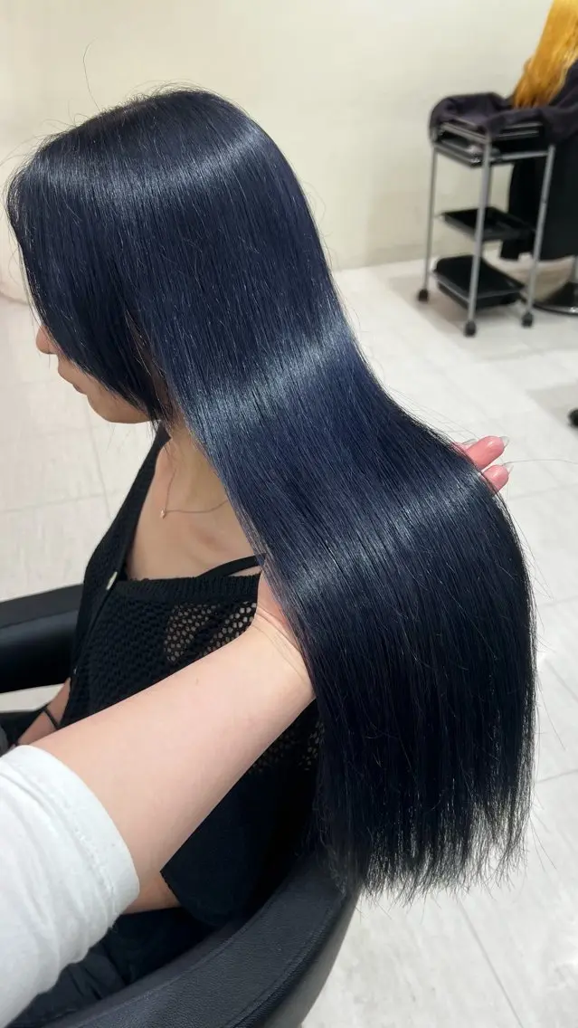 ロング カラー ヘアアレンジ ヘアカラー 韓国レイヤー&ピンク 艶髪🩶maikoのヘアスタイル