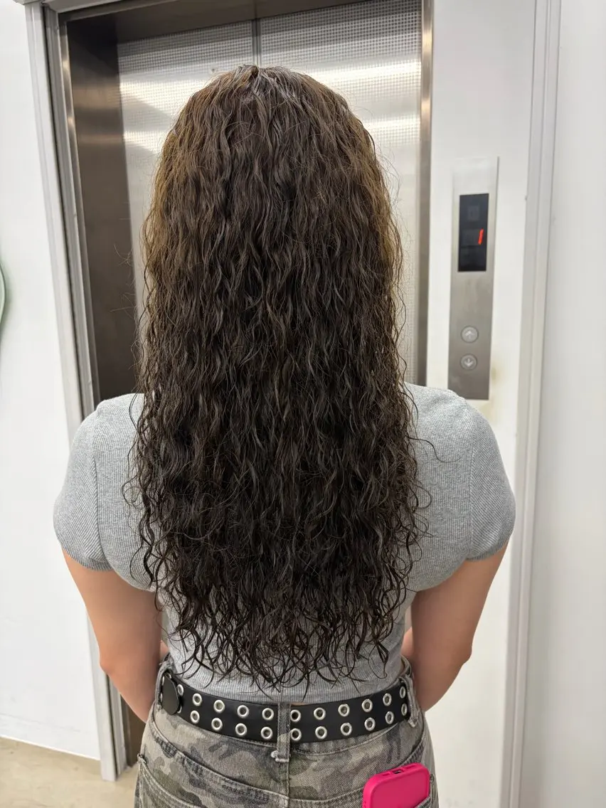 ロング パーマ カット パーマ Nico☺︎🎀YU レイヤー/カットのヘアスタイル