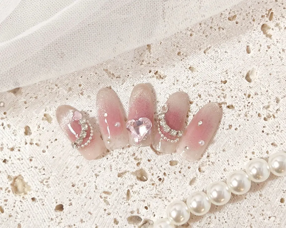 ネイル アートネイル フラッシュネイル フラワーネイル ジェルネイル ガーリー ハンドネイル Puti nailのネイルデザイン